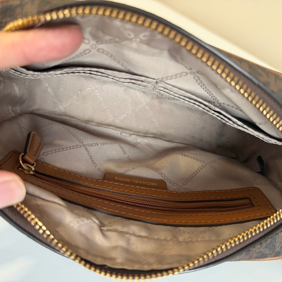 Michael Kors Parker Medium Logo Crossbody Bag - Picture 9 of 15